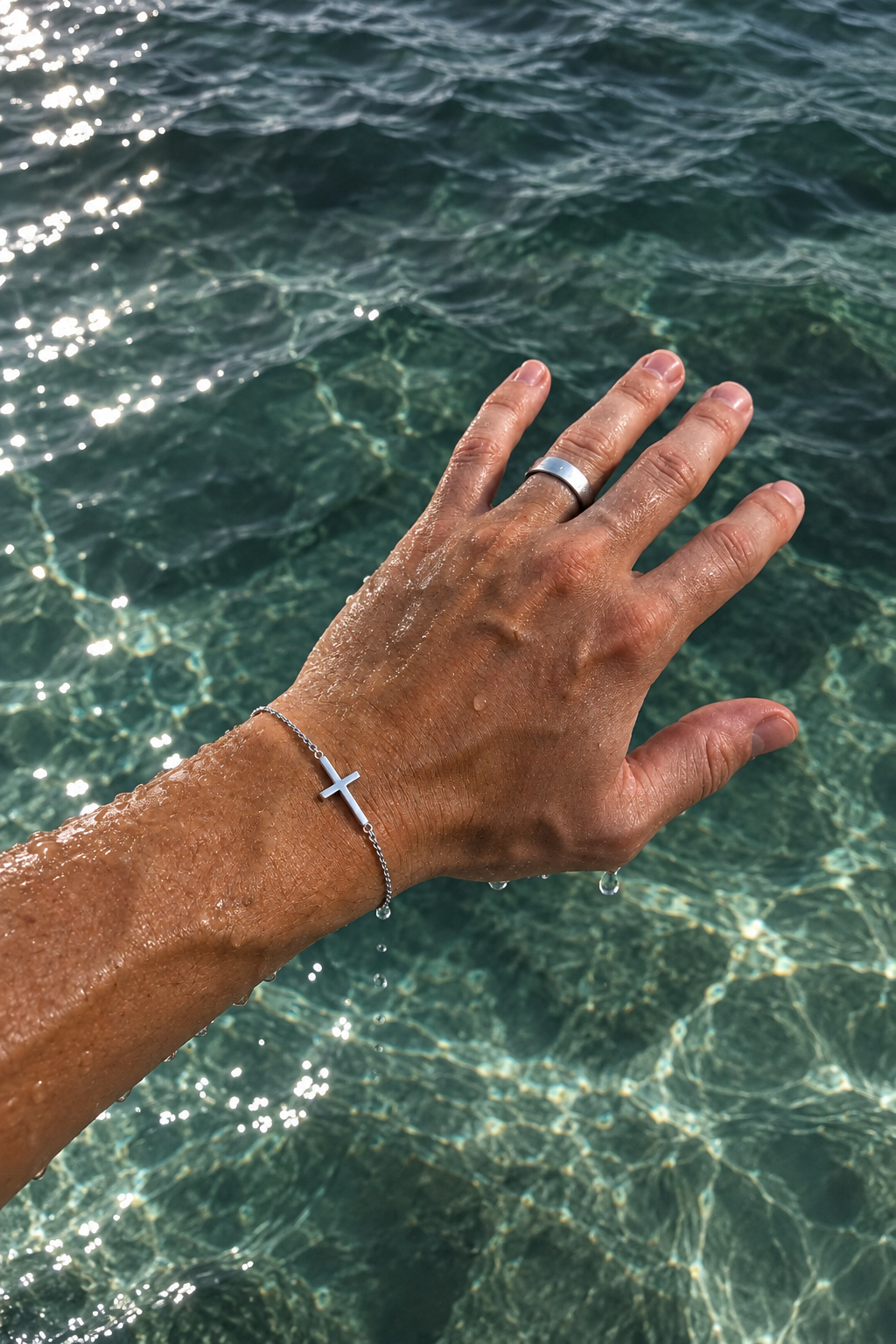 CROSS BRACELET